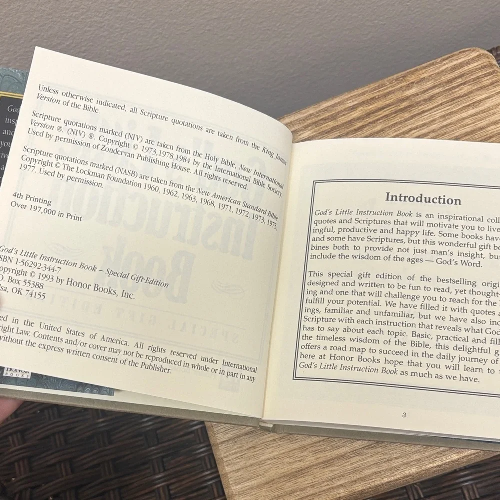 Honor Books God's Little Instruction Book, special gift edition